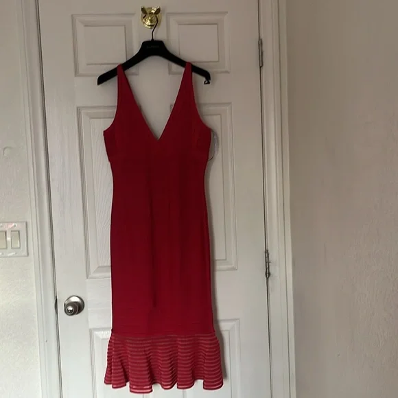 NWT $1690 Herve Leger Fluted Metallic-Trimmed Bandage Midi Dress size M - Picture 9 of 17